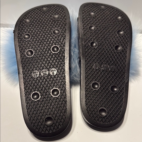 Cozy Blue and Black Furry Slippers - Picture 9 of 10